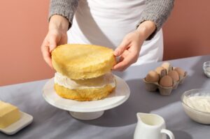 Warum Käsekuchen nach dem Backen zusammenfällt und wie er seine Form behält